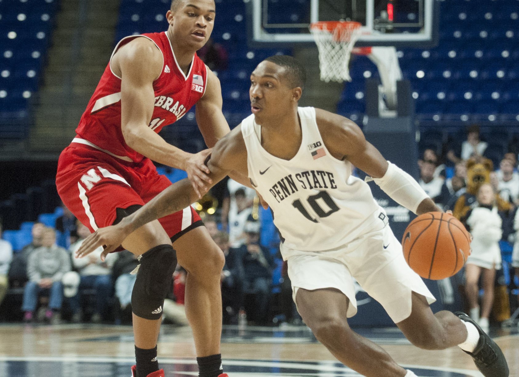 MBB vs Nebraska, Tony Carr (10) dribbles